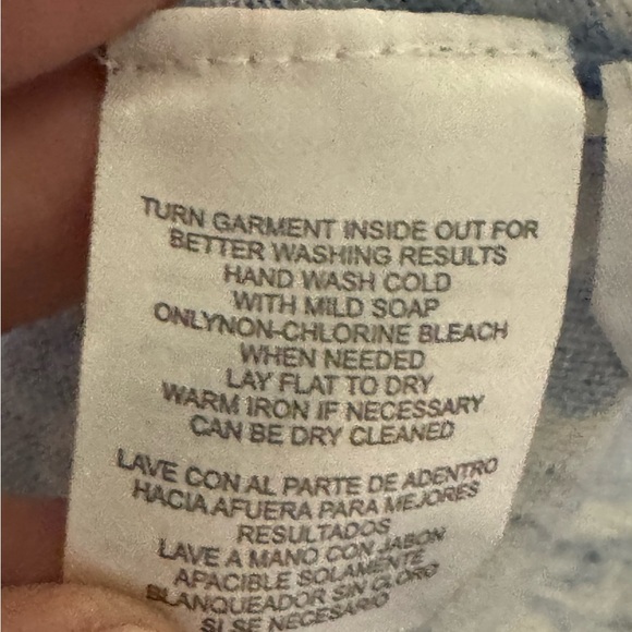 A-103 Jones New York Paisley Blue and White Cardigan Sweater Size M - Picture 14 of 15